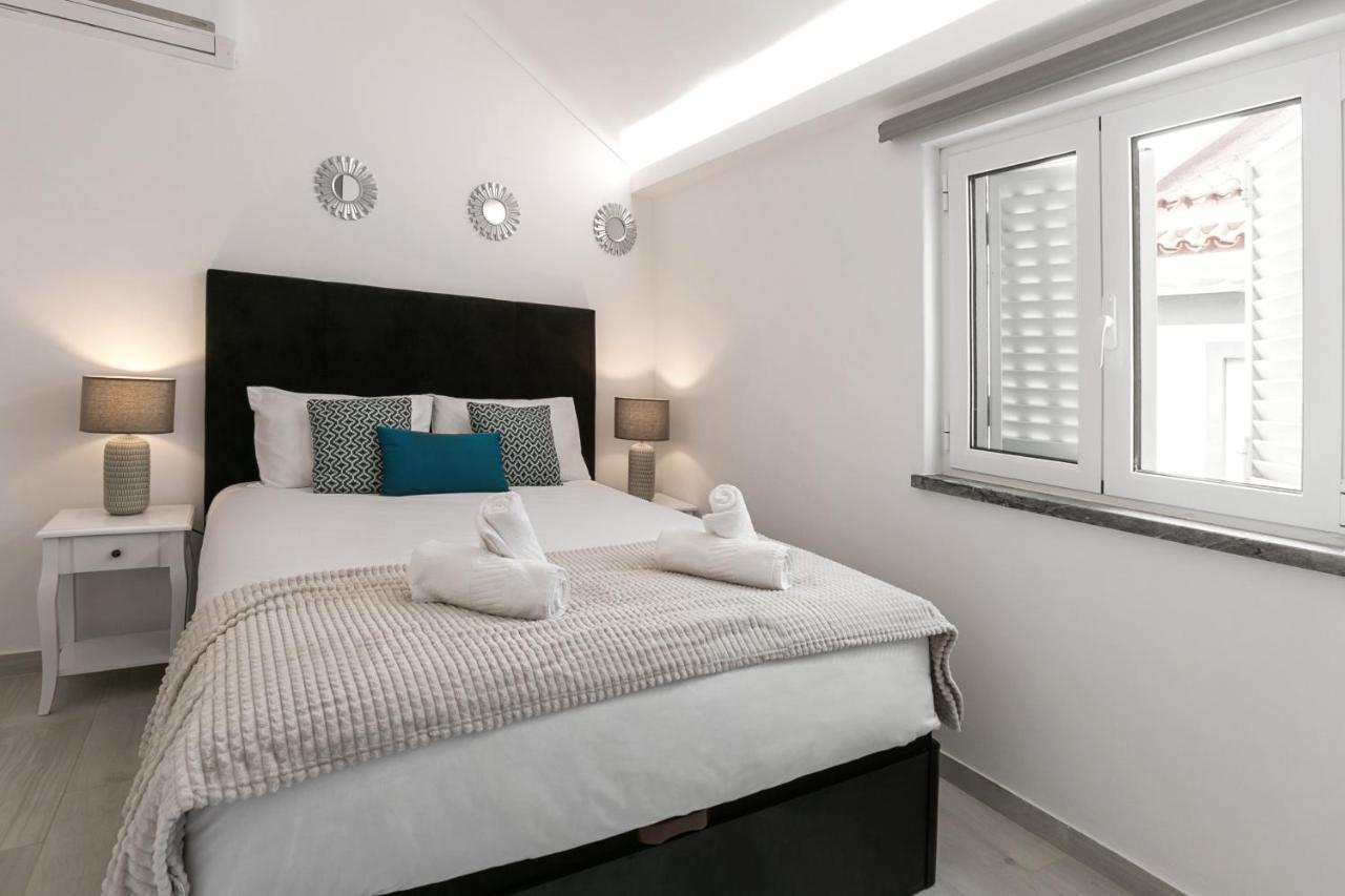 Beach Alley Apartment Nazaré Buitenkant foto